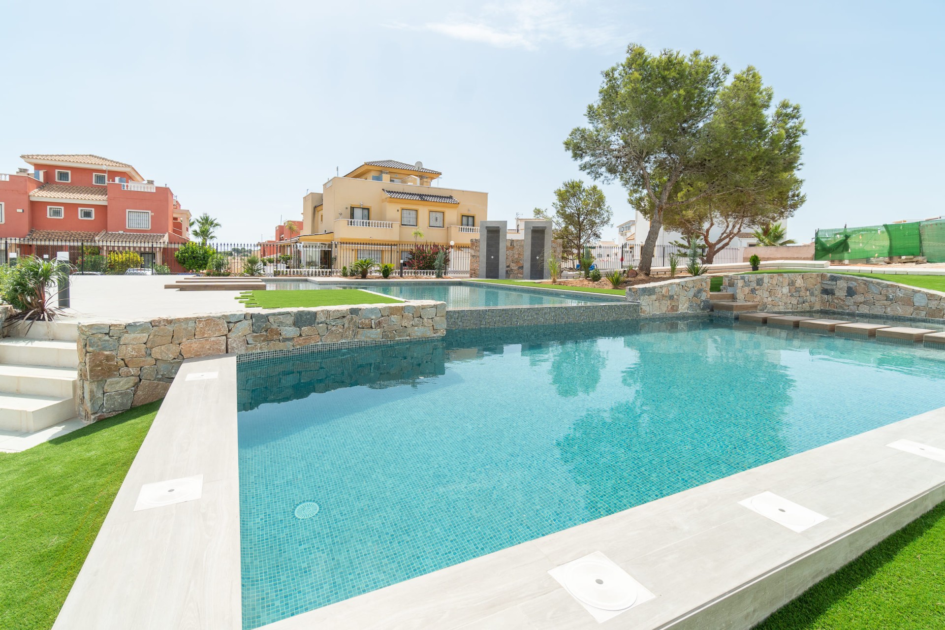 Neue Gebäude - Flach gelegener Bungalow - Torrevieja