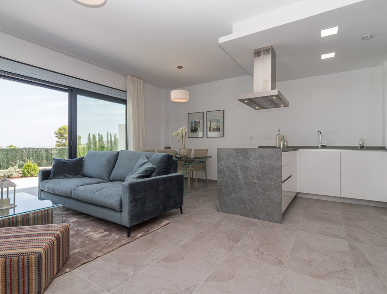 Neue Gebäude - Flach gelegener Bungalow - Torrevieja