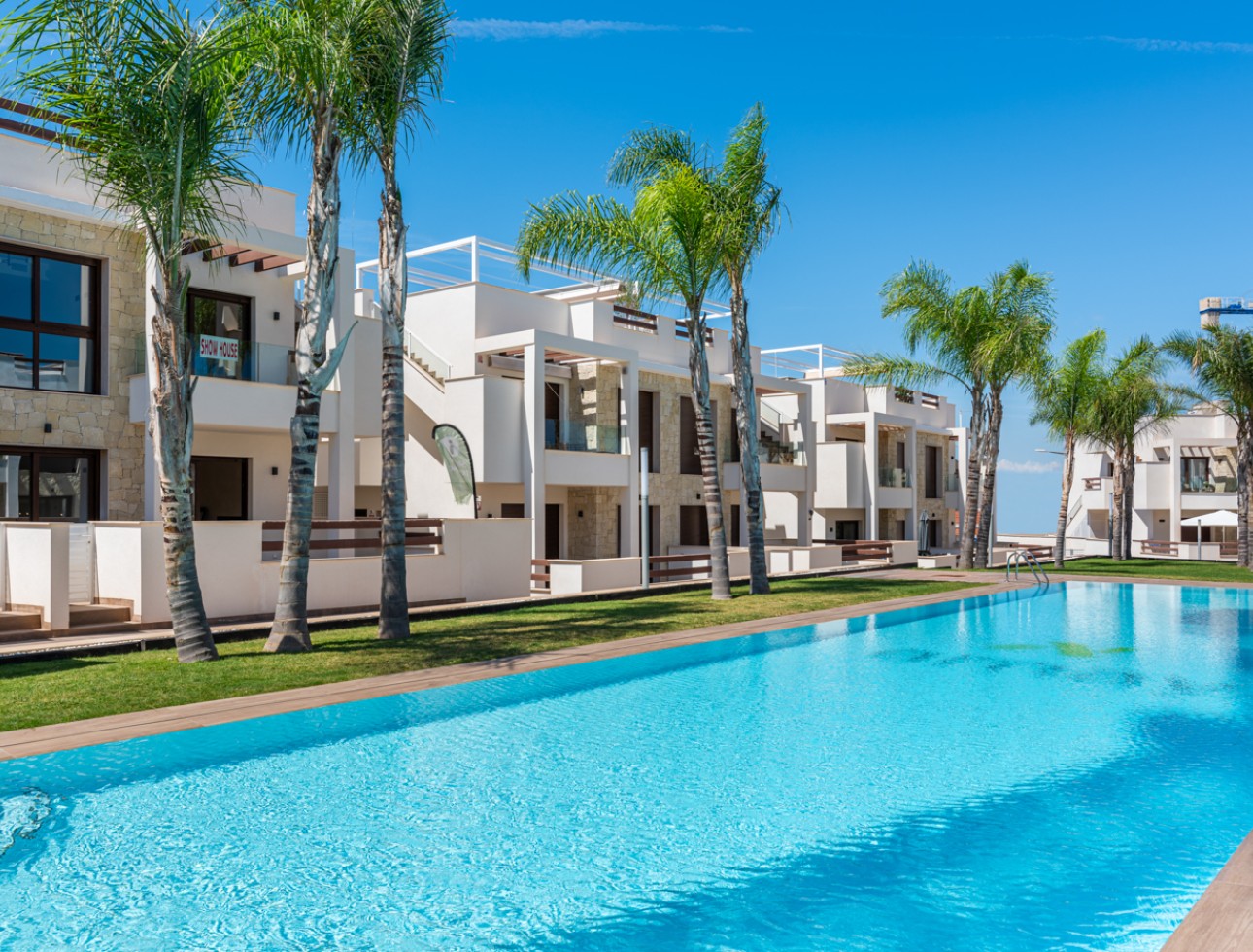 Neue Gebäude - Flach gelegener Bungalow - Torrevieja