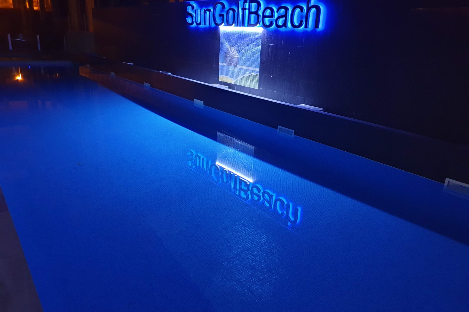 Neue Gebäude - Penthouse - Res. Las Filipinas