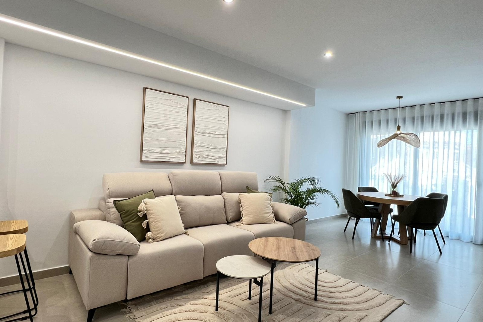 Neue Gebäude - terraced - Benferri