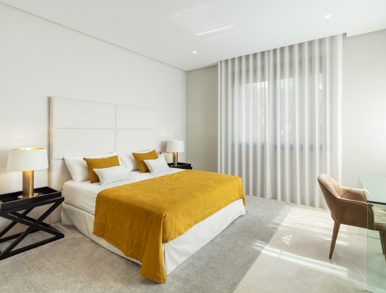 Neue Gebäude - Villa / Doppelhaushälfte - Benahavís