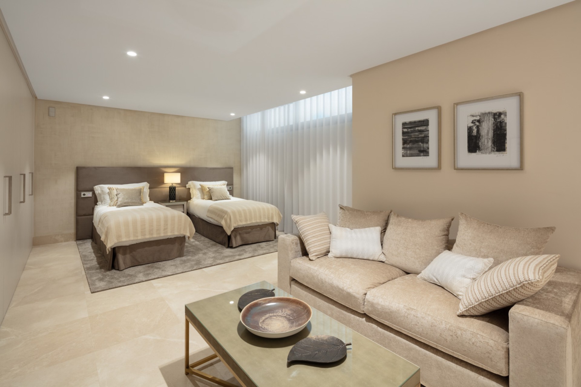 Neue Gebäude - Villa / Doppelhaushälfte - Benahavís