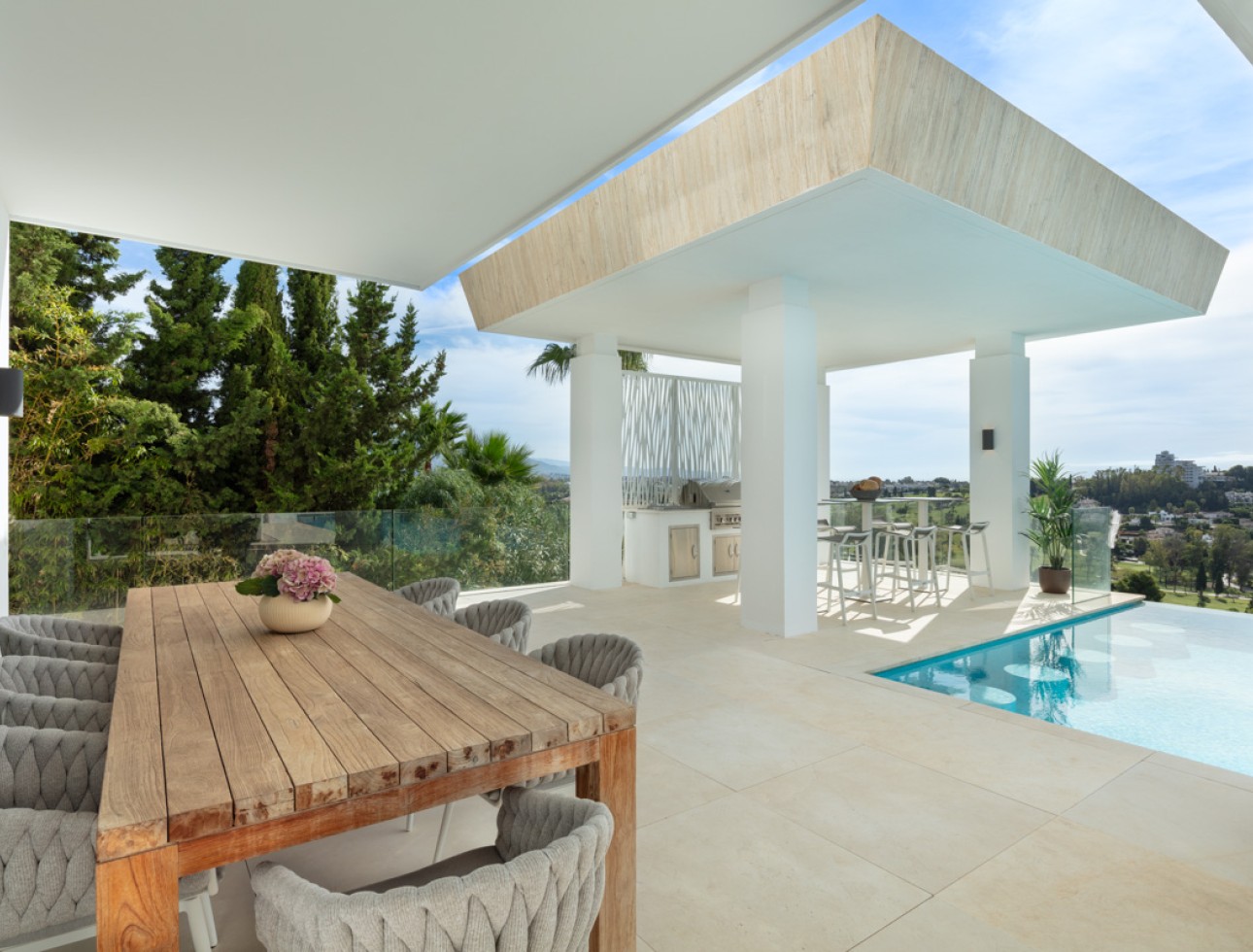 Neue Gebäude - Villa / Doppelhaushälfte - Benahavís