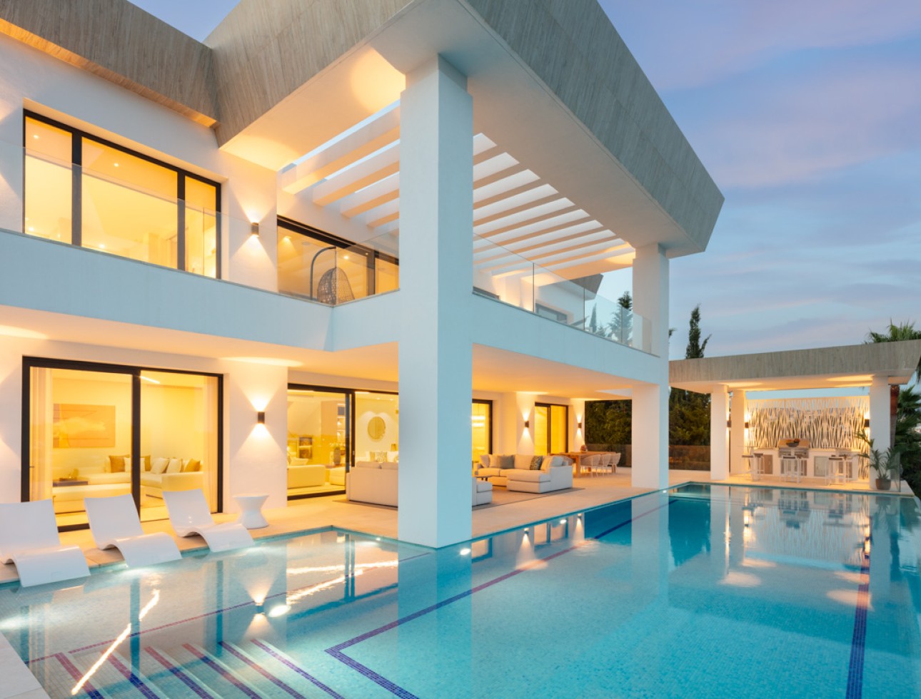 Neue Gebäude - Villa / Doppelhaushälfte - Benahavís