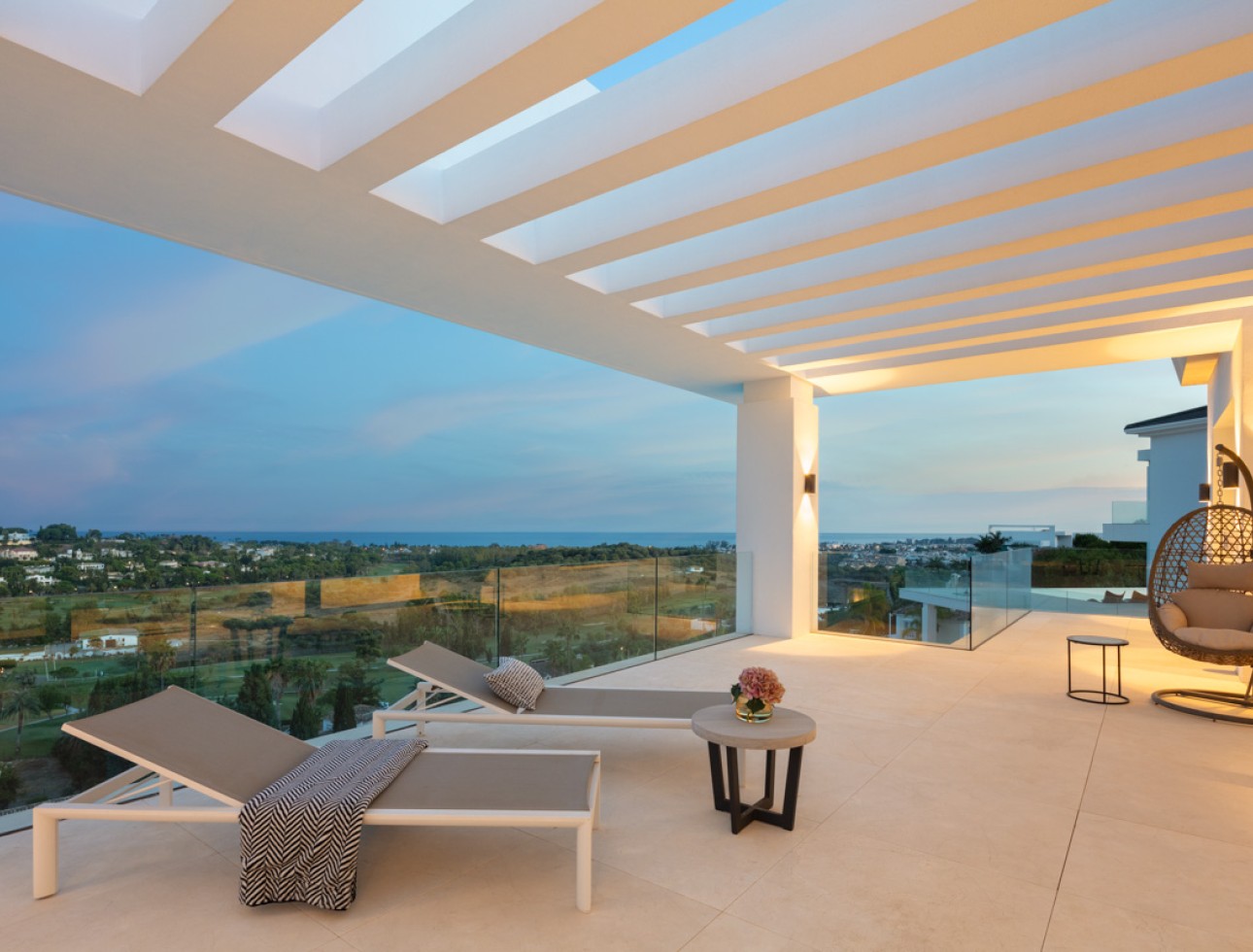 Neue Gebäude - Villa / Doppelhaushälfte - Benahavís