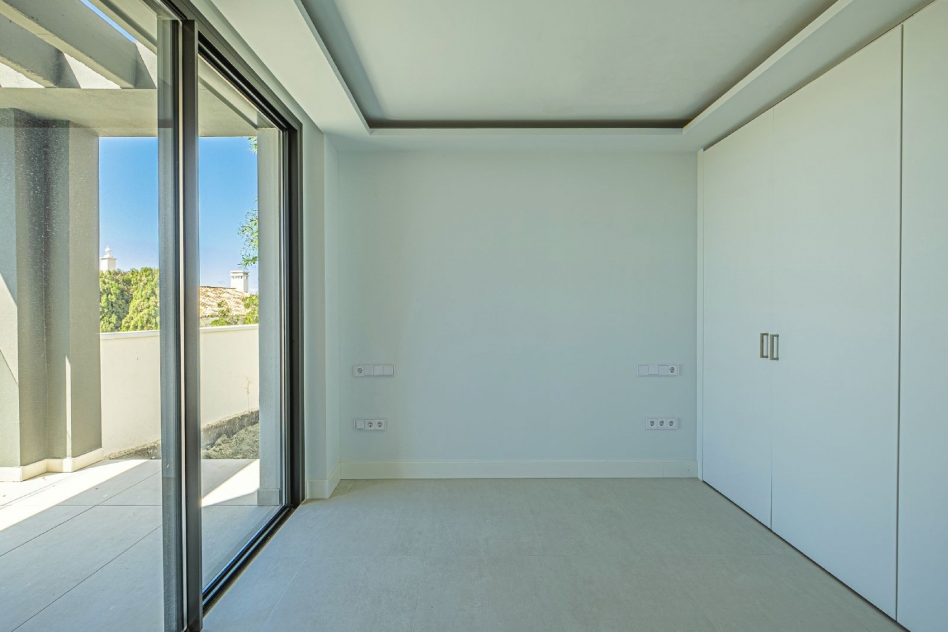 Neue Gebäude - Villa / Doppelhaushälfte - Benahavís