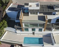 Neue Gebäude - Villa / Doppelhaushälfte - Benahavís