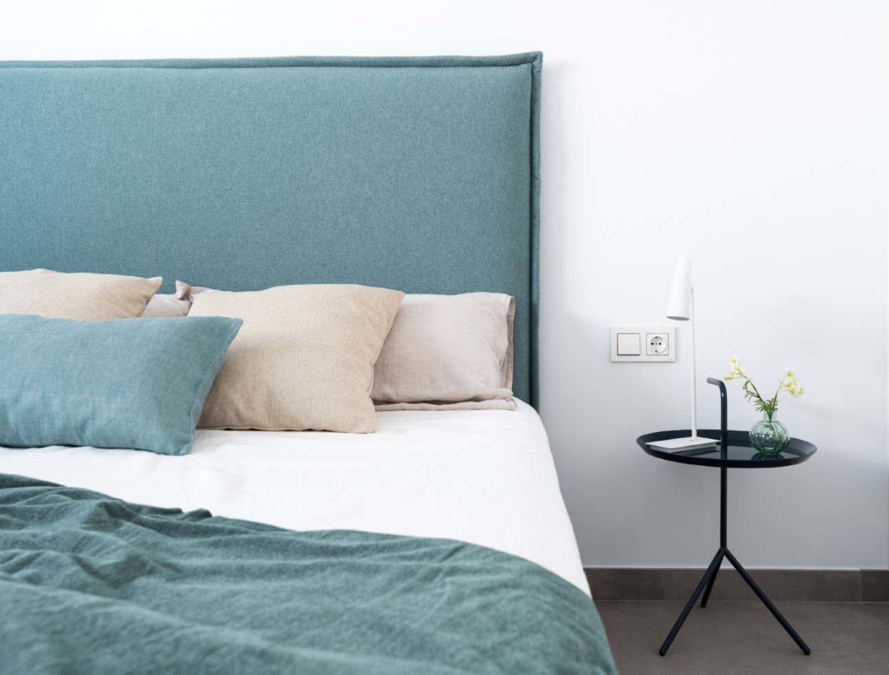 Neue Gebäude - Villa / Doppelhaushälfte - Benitachell