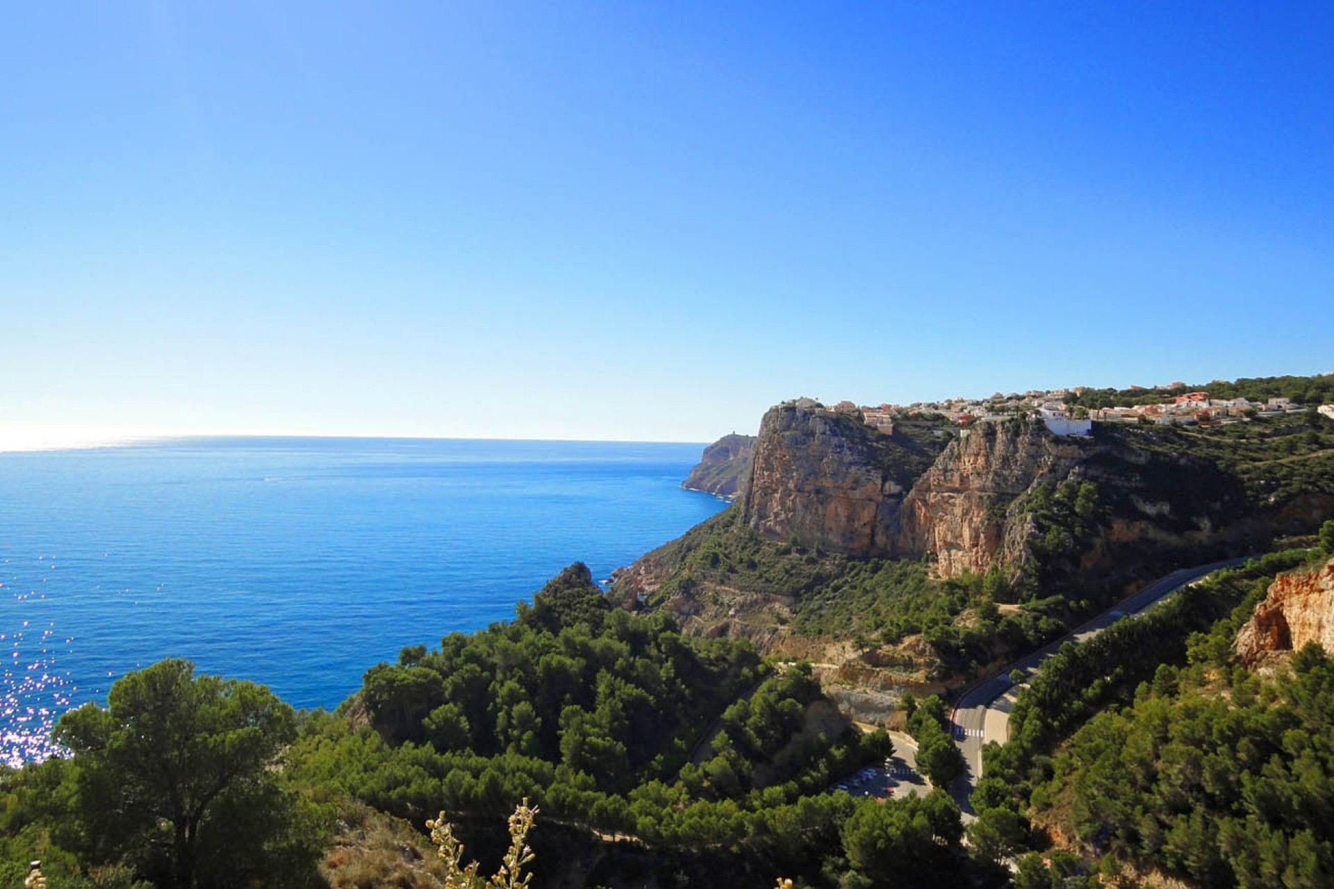 Neue Gebäude - Villa / Doppelhaushälfte - Benitachell