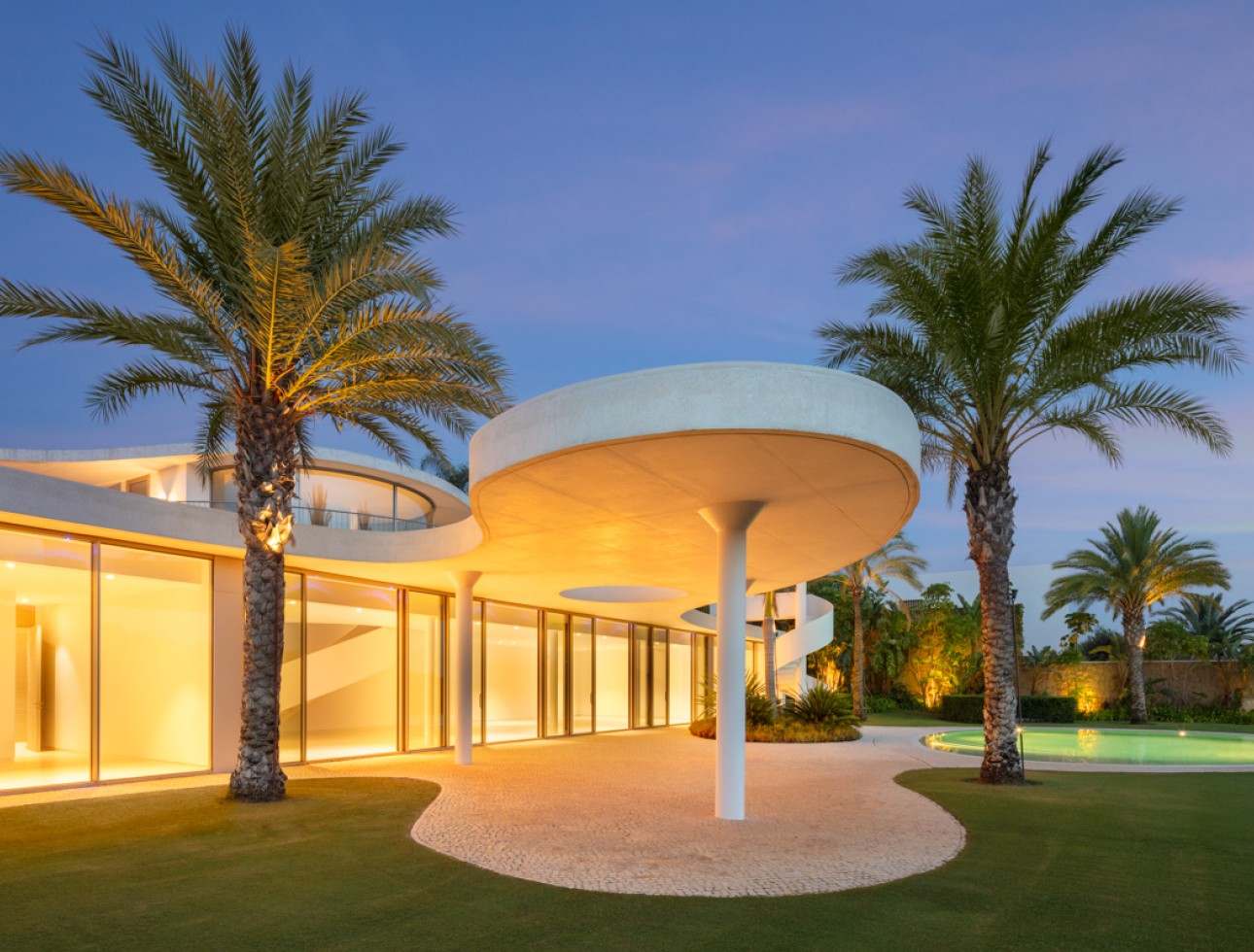 Neue Gebäude - Villa / Doppelhaushälfte - Casares