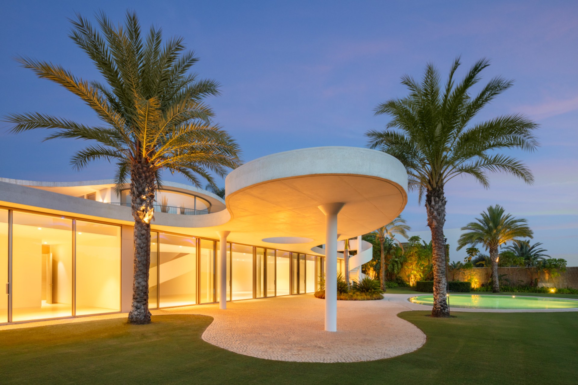 Neue Gebäude - Villa / Doppelhaushälfte - Casares