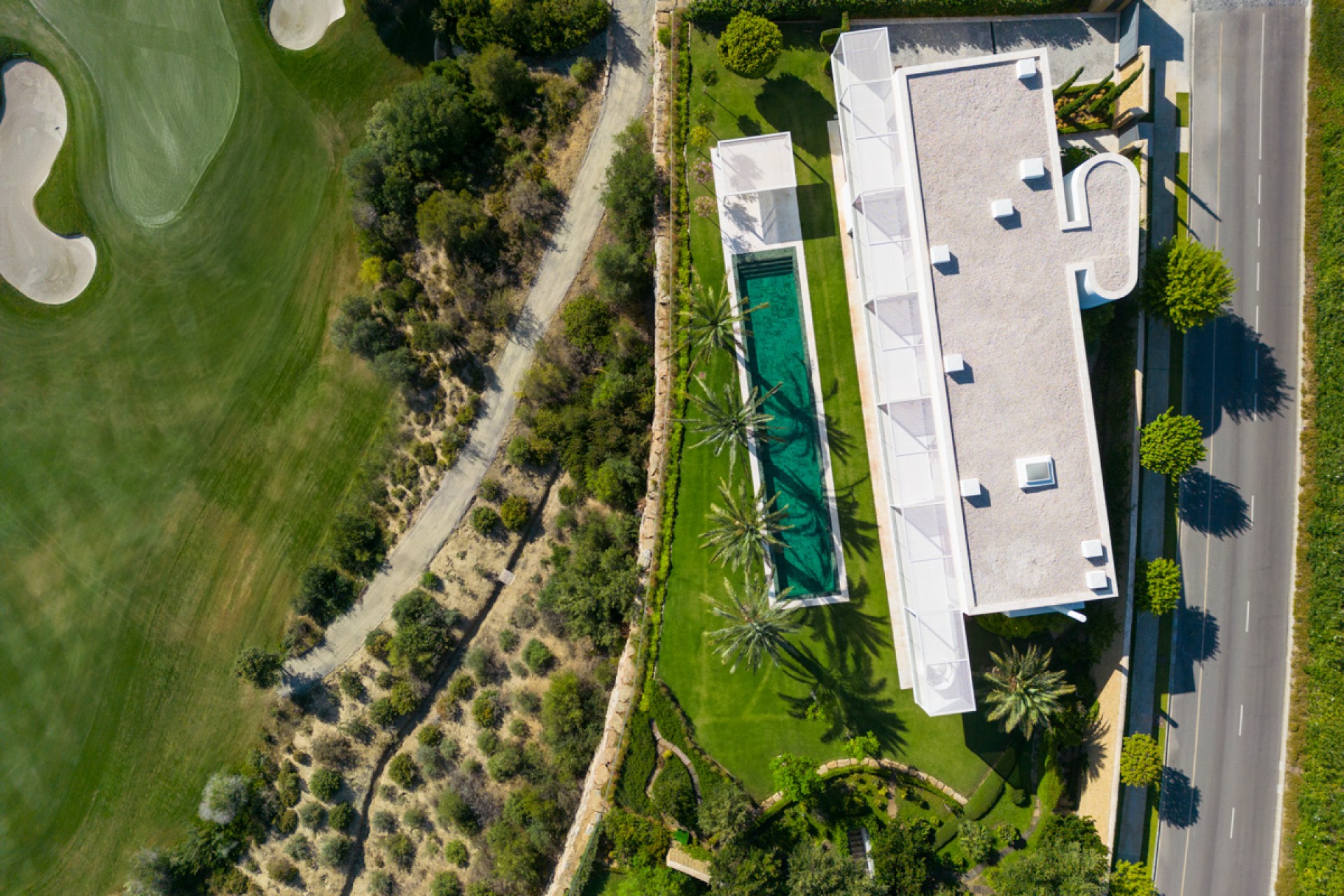 Neue Gebäude - Villa / Doppelhaushälfte - Casares