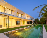 Neue Gebäude - Villa / Doppelhaushälfte - Casares