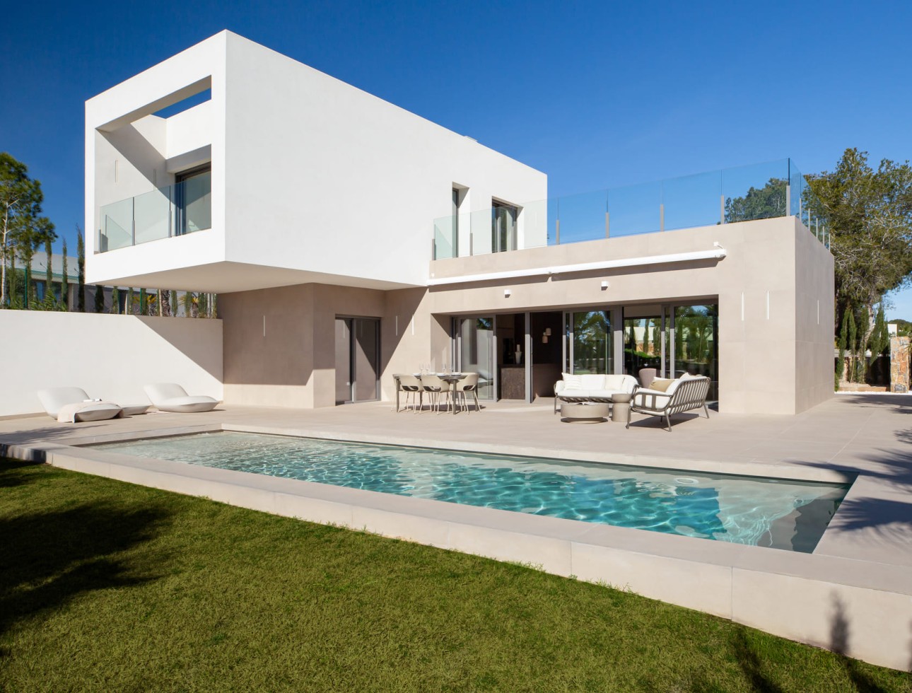 Neue Gebäude - Villa / Doppelhaushälfte - Dehesa de Campoamor