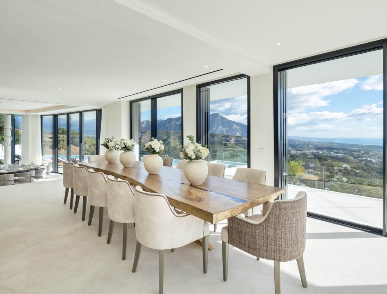 Neue Gebäude - Villa / Doppelhaushälfte - El Madroñal