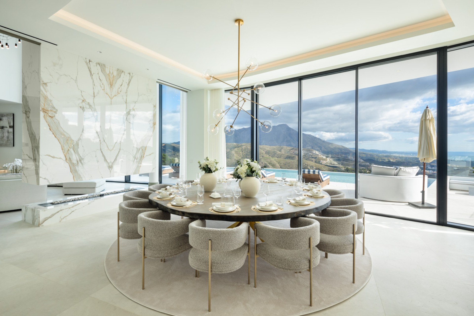 Neue Gebäude - Villa / Doppelhaushälfte - El Madroñal