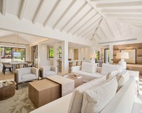 Neue Gebäude - Villa / Doppelhaushälfte - Marbella