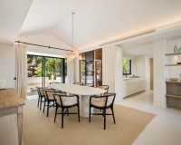 Neue Gebäude - Villa / Doppelhaushälfte - Marbella