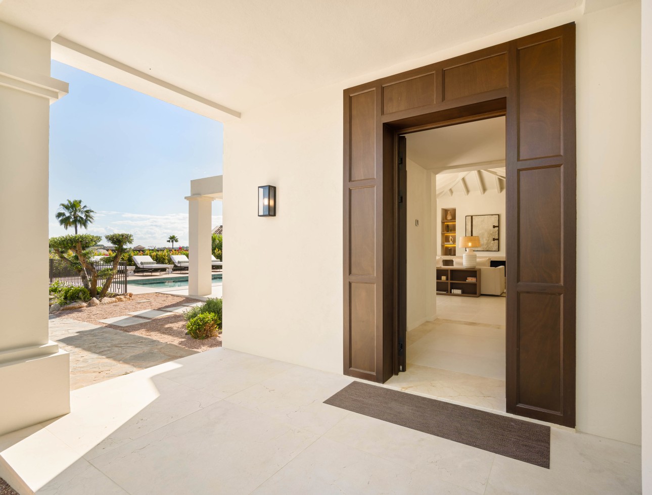 Neue Gebäude - Villa / Doppelhaushälfte - Marbella