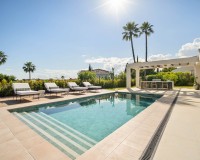 Neue Gebäude - Villa / Doppelhaushälfte - Marbella