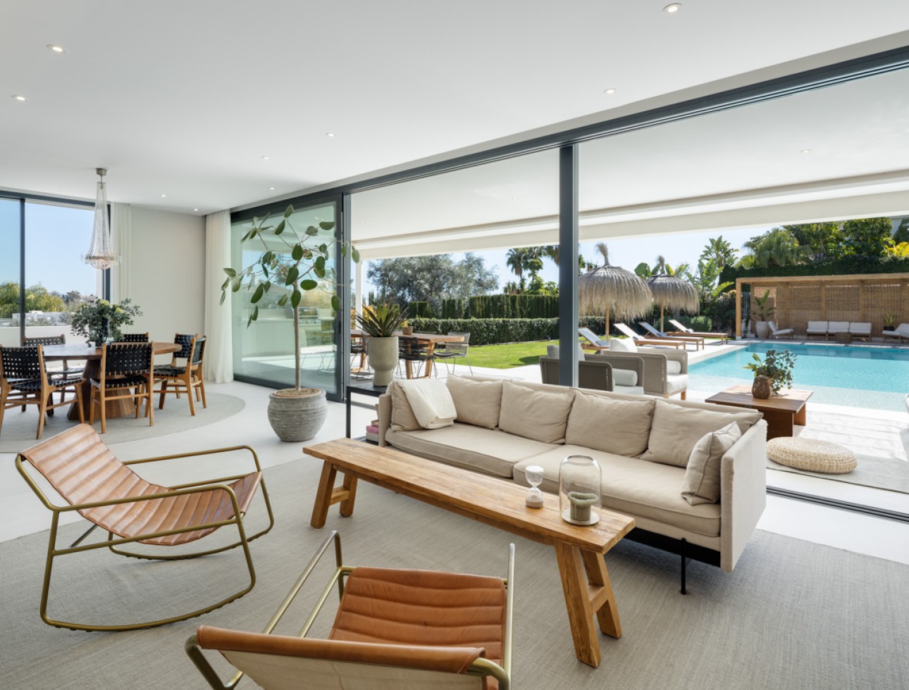 Neue Gebäude - Villa / Doppelhaushälfte - Marbella