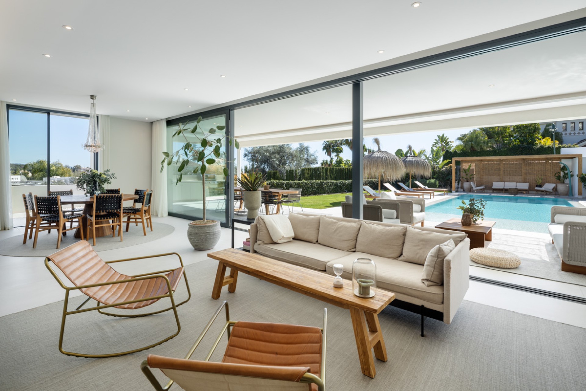 Neue Gebäude - Villa / Doppelhaushälfte - Marbella