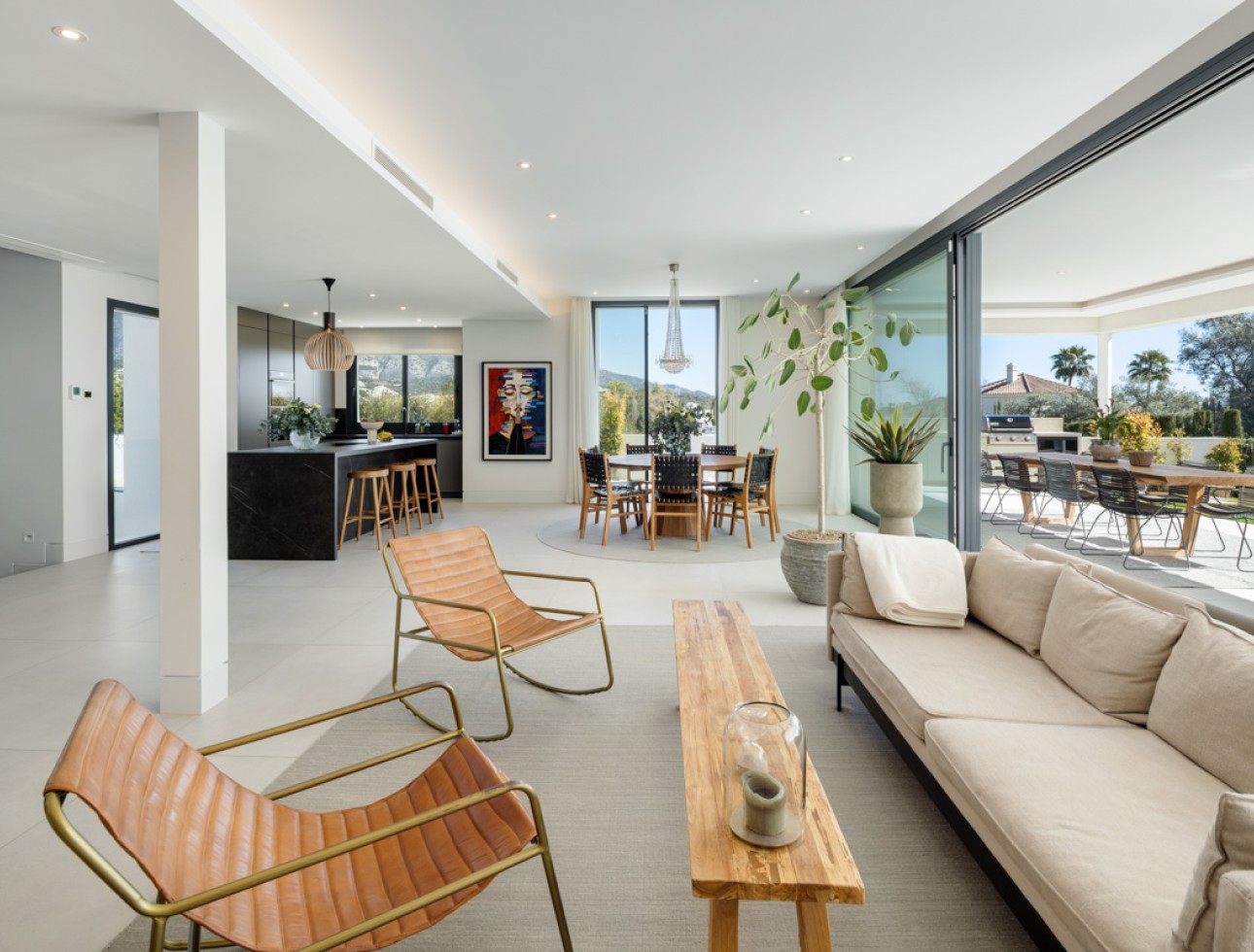 Neue Gebäude - Villa / Doppelhaushälfte - Marbella