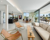 Neue Gebäude - Villa / Doppelhaushälfte - Marbella