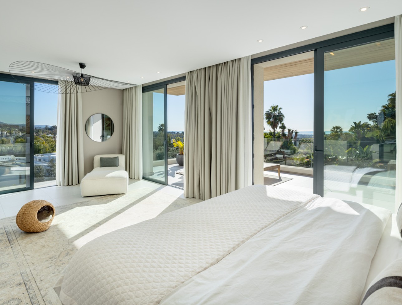 Neue Gebäude - Villa / Doppelhaushälfte - Marbella