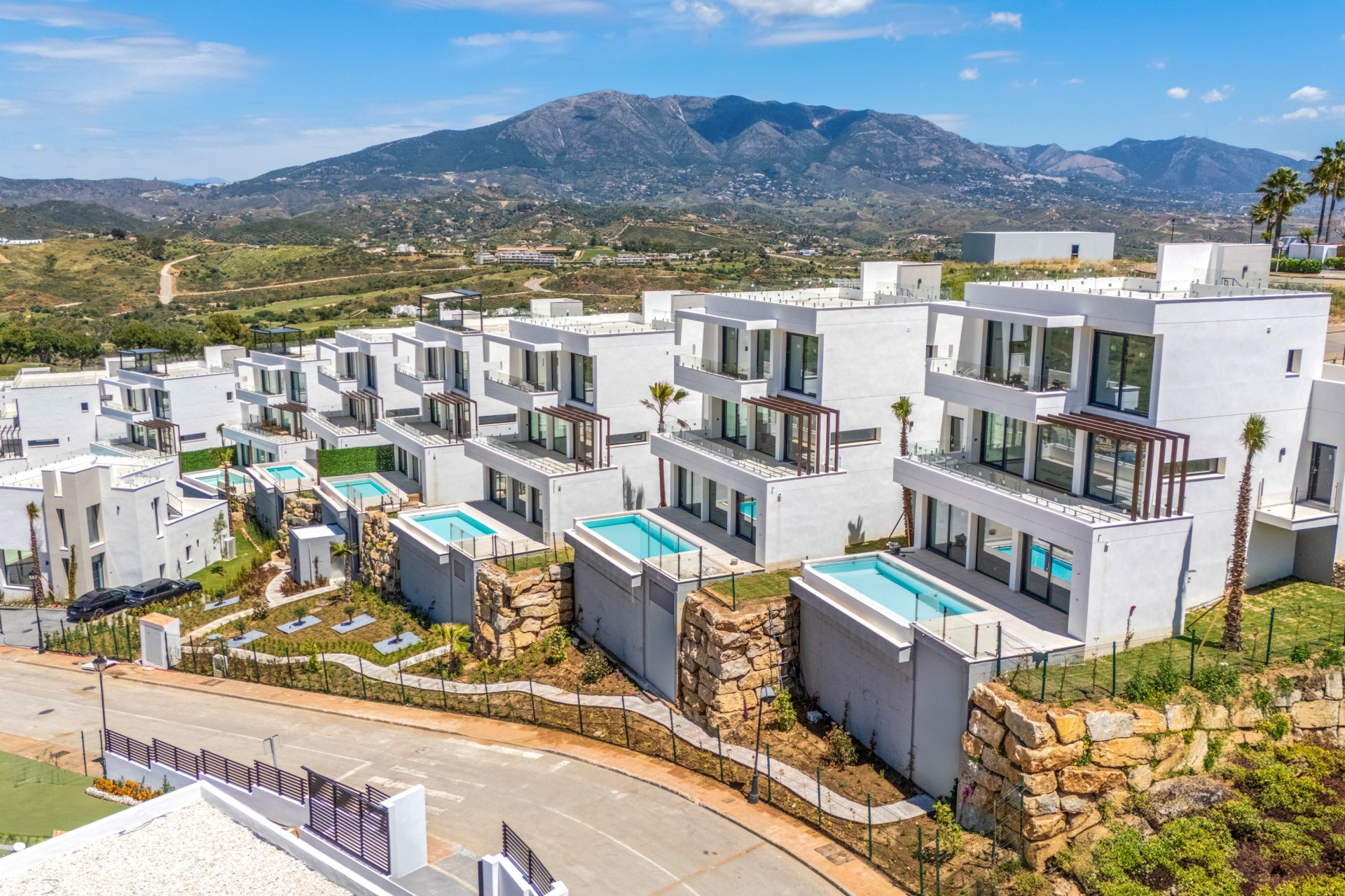 Neue Gebäude - Villa / Doppelhaushälfte - Mijas