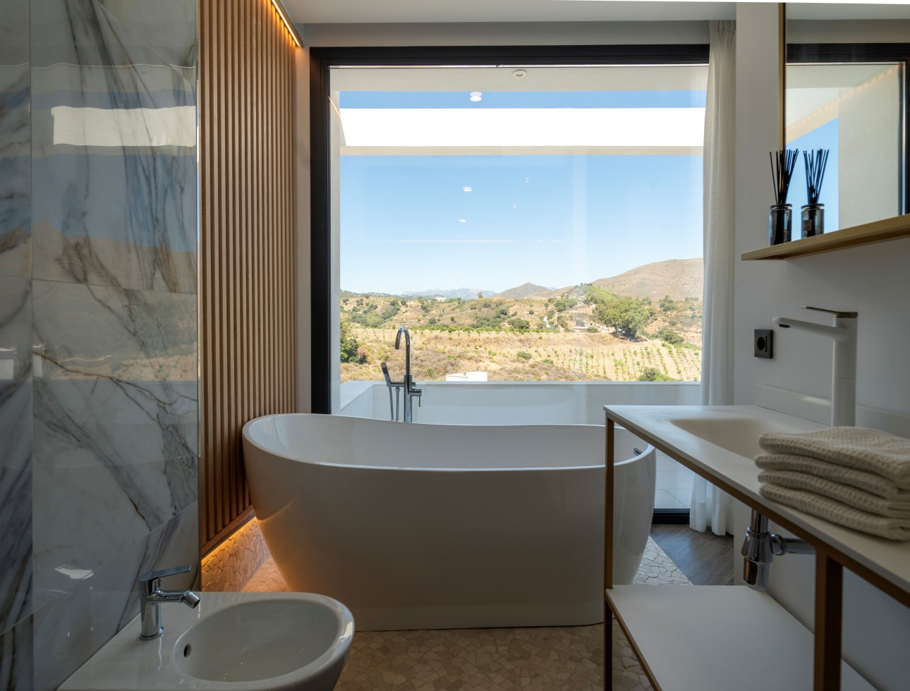 Neue Gebäude - Villa / Doppelhaushälfte - Mijas