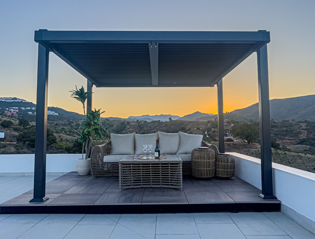 Neue Gebäude - Villa / Doppelhaushälfte - Mijas