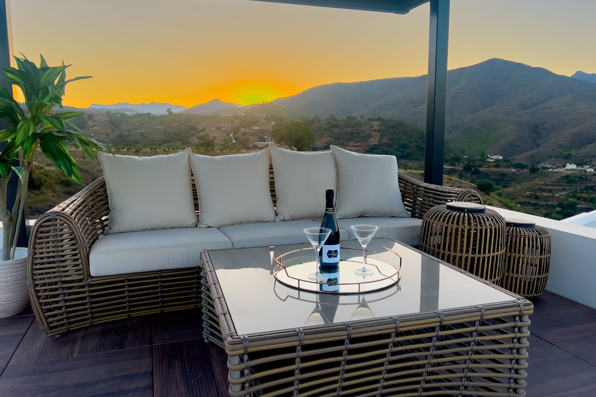 Neue Gebäude - Villa / Doppelhaushälfte - Mijas