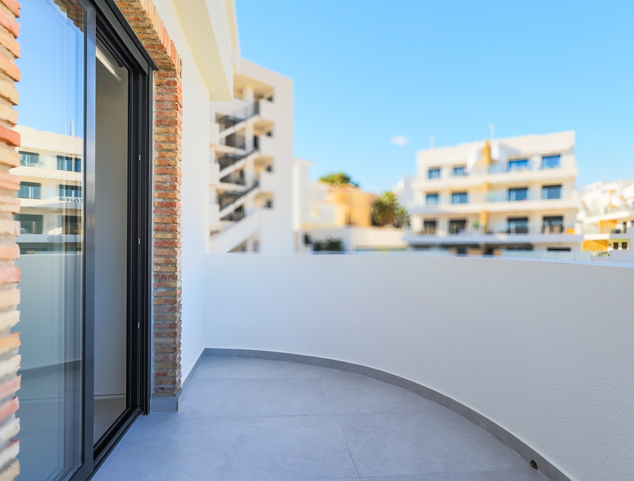 Neue Gebäude - Villa / Doppelhaushälfte - Orihuela Costa