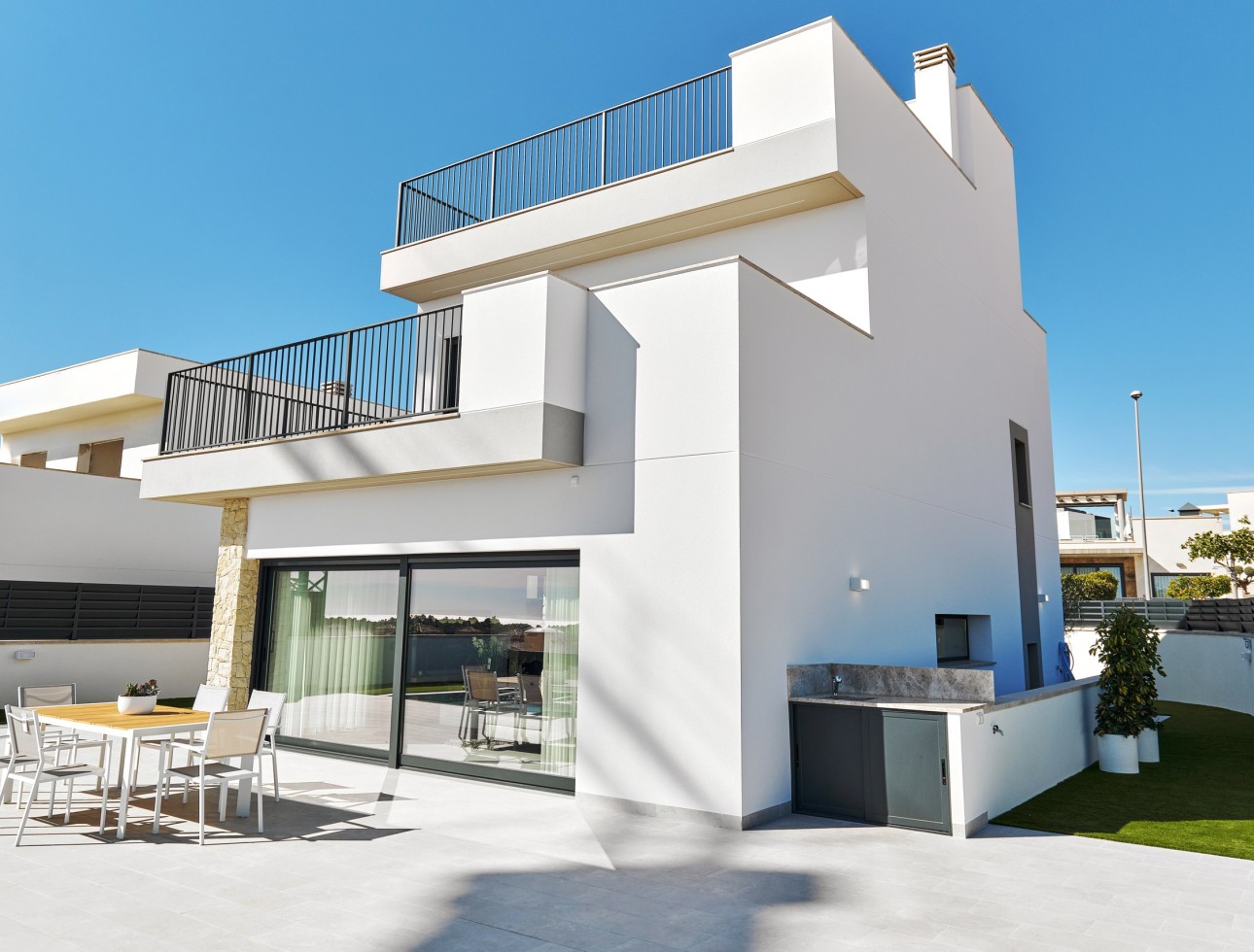 Neue Gebäude - Villa / Doppelhaushälfte - San Miguel de Salinas