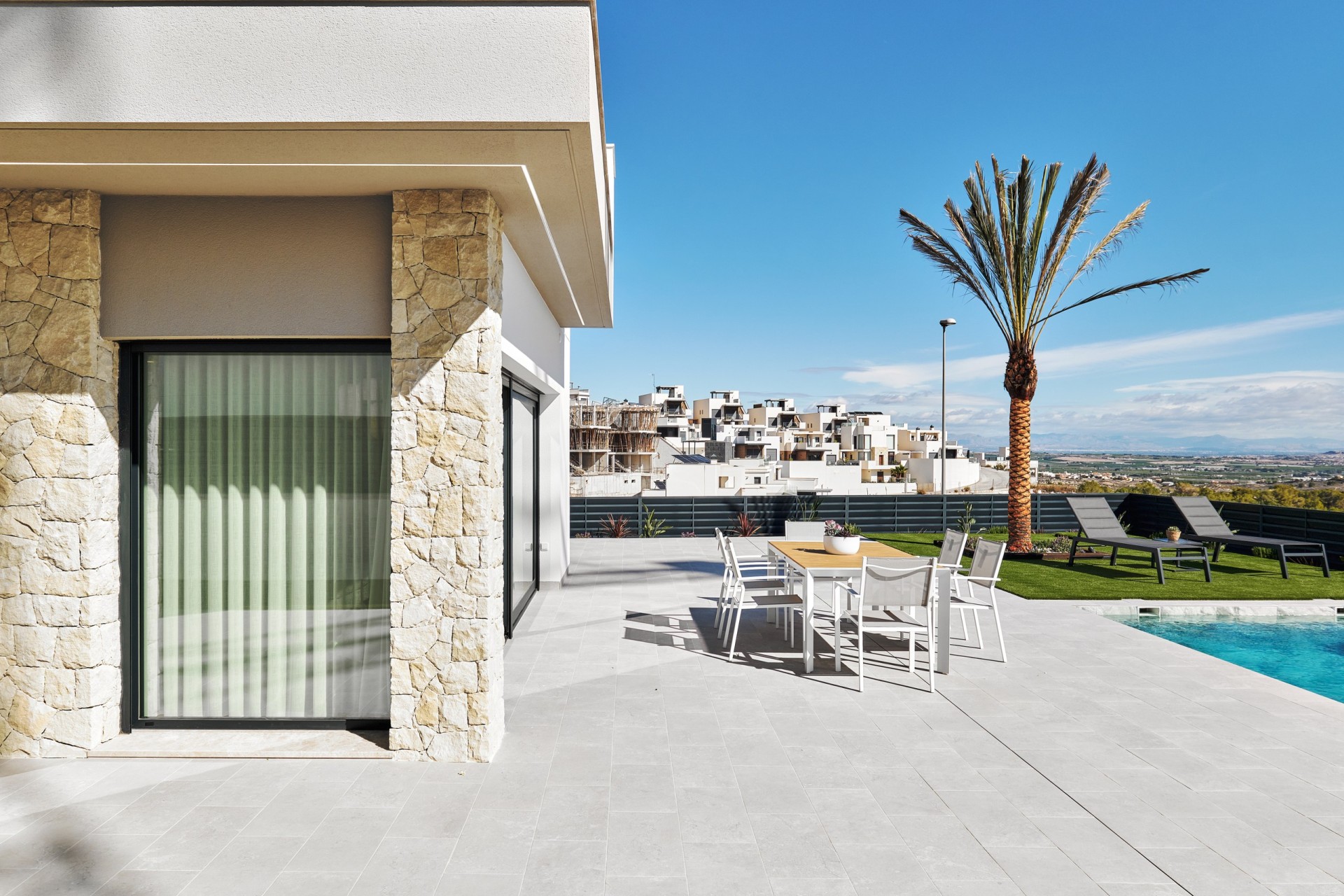 Neue Gebäude - Villa / Doppelhaushälfte - San Miguel de Salinas