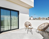 Neue Gebäude - Villa / Doppelhaushälfte - San Miguel de Salinas