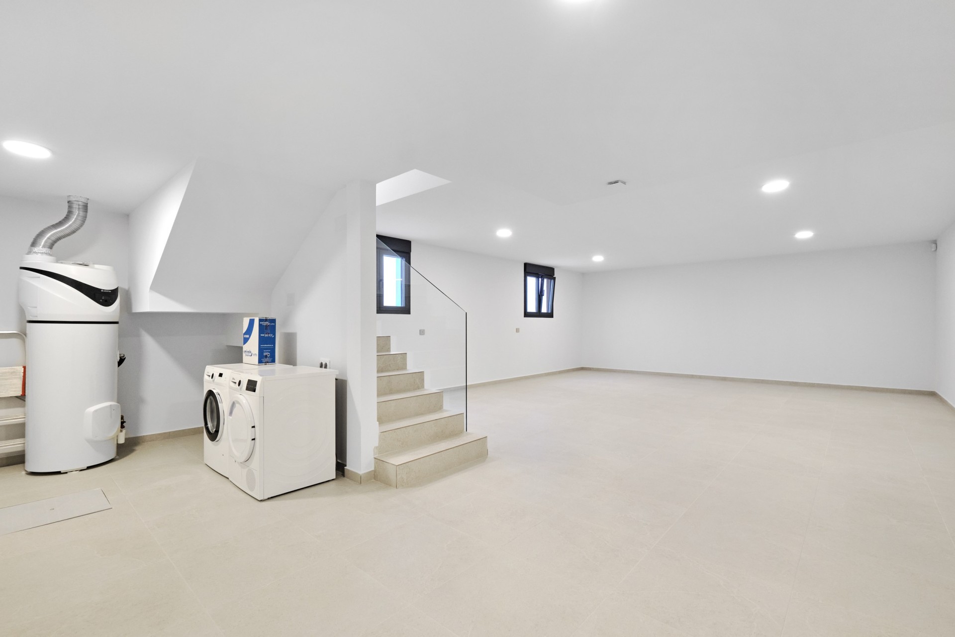 Neue Gebäude - Villa / Doppelhaushälfte - San Miguel de Salinas