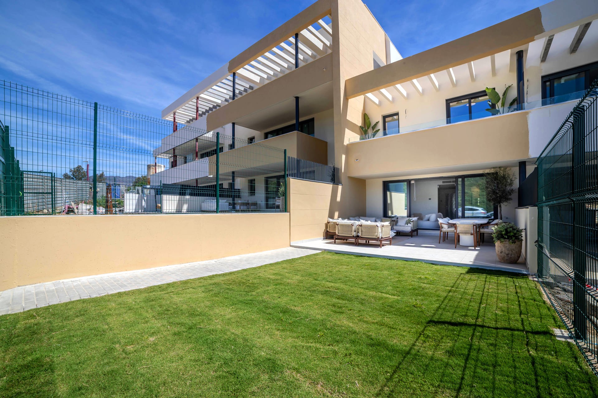 Neue Gebäude - Wohnung - Casares