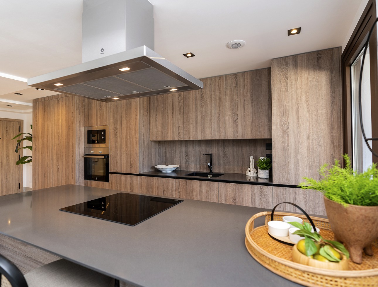 Neue Gebäude - Wohnung - Istán