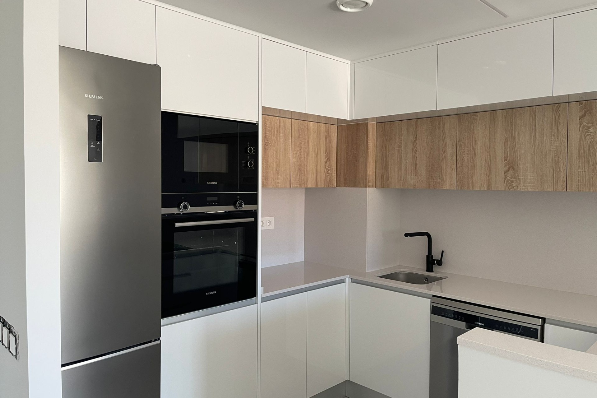 Neue Gebäude - Wohnung - Mil Palmeras