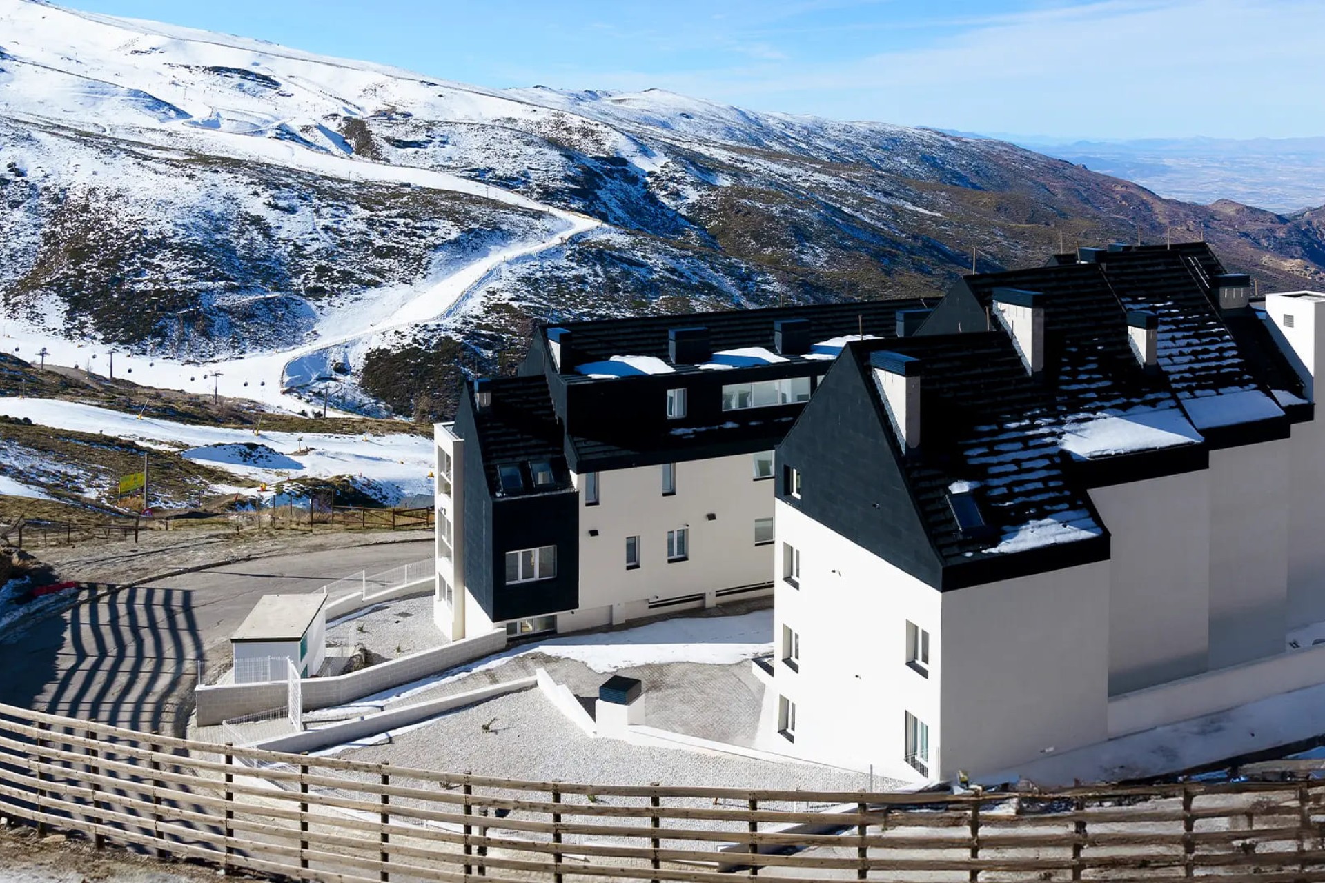 Neue Gebäude - Wohnung - Monachil