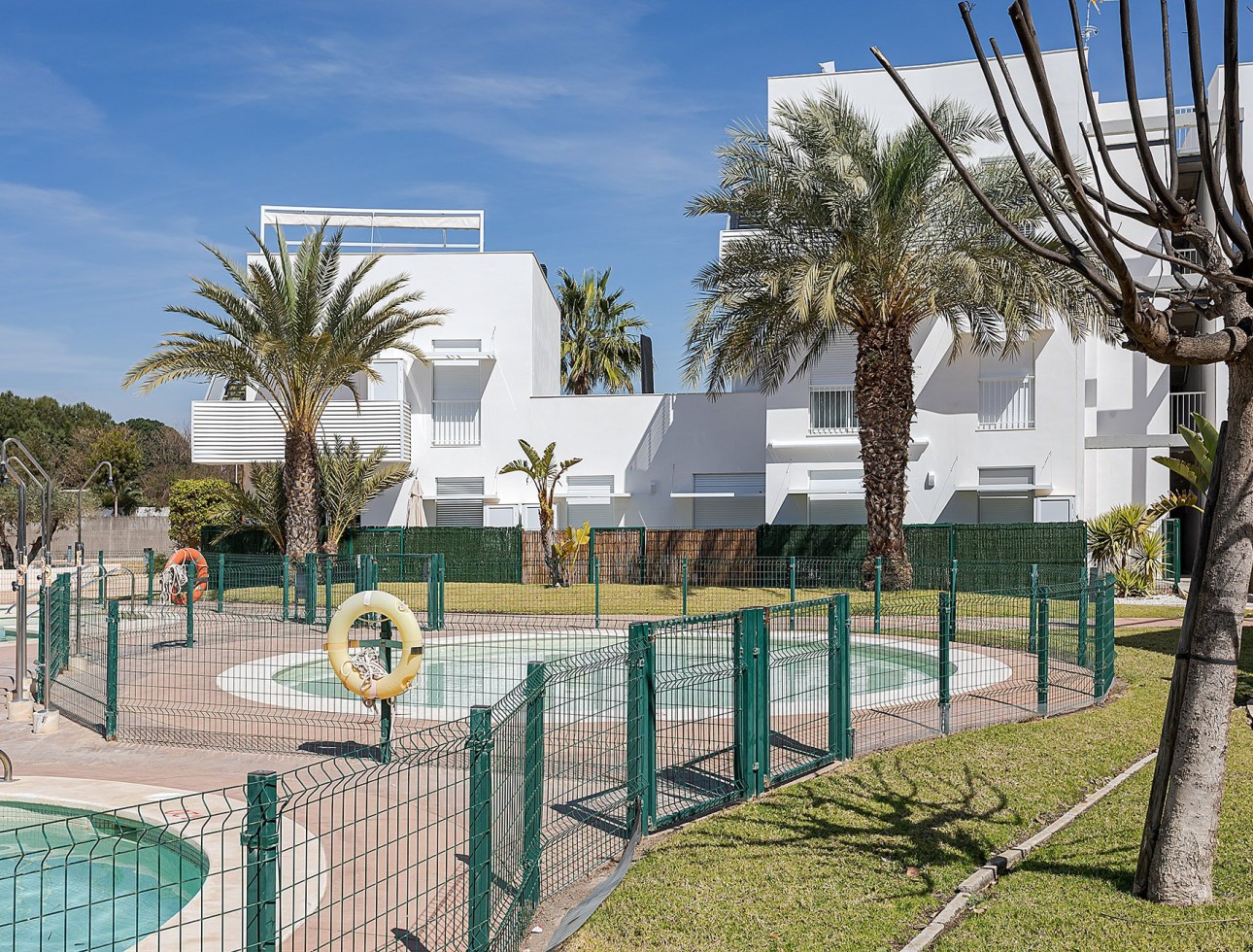 Neue Gebäude - Wohnung - Vera
