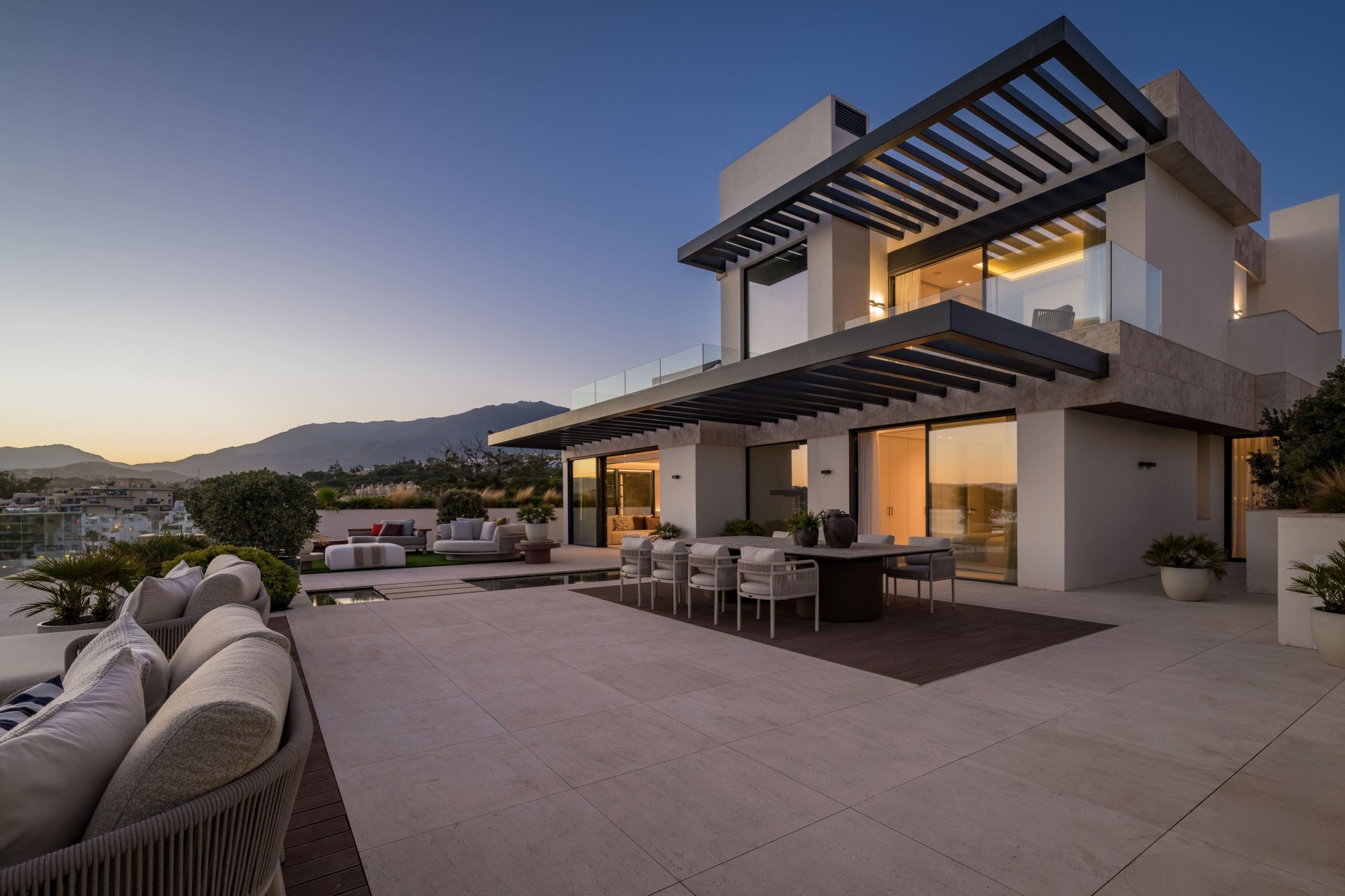 New Build - Apartment / flat - Estepona