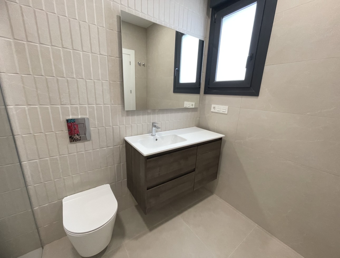 New Build - Detached - Heredades