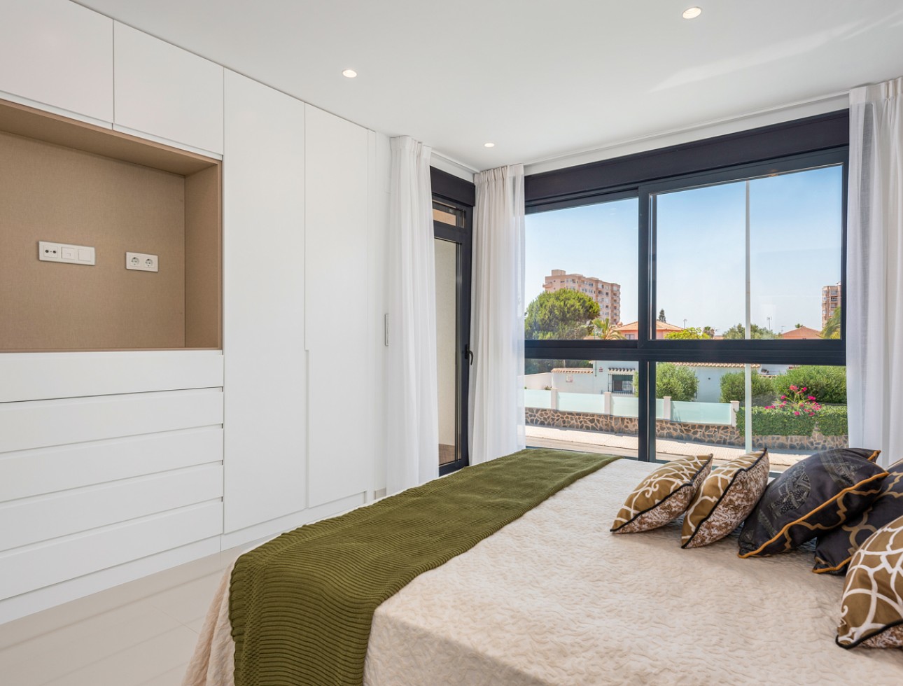 New Build - Detached - Playa Paraiso