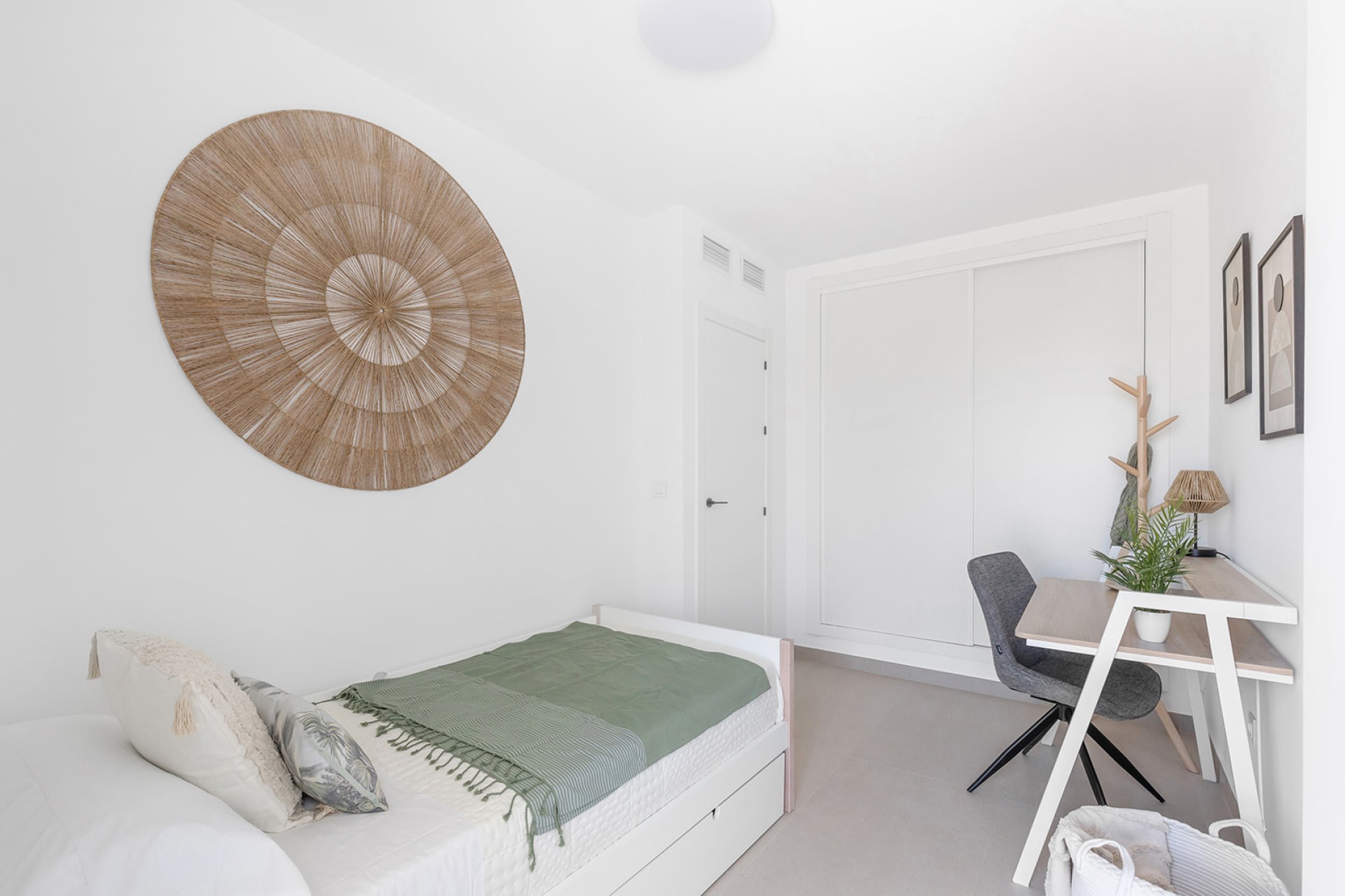 New Build - Semi-detached - Rafal