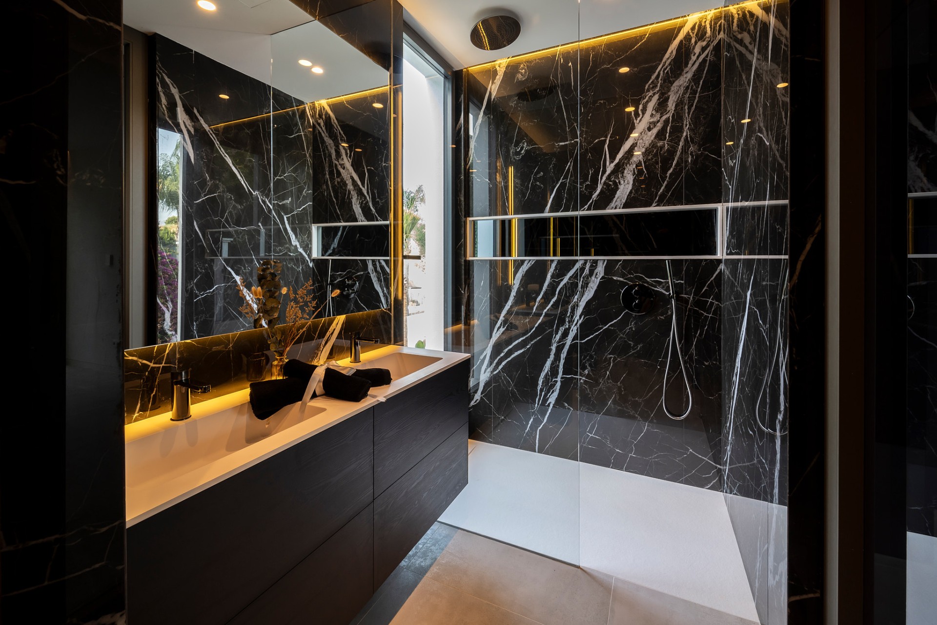 New Build - Villa / Semi-detached Villa - Benahavís