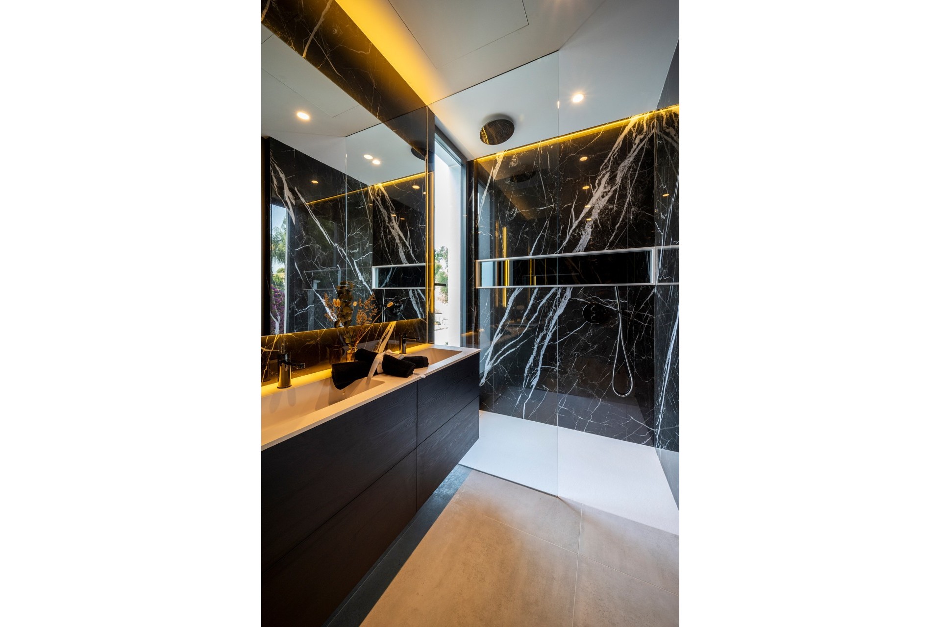 New Build - Villa / Semi-detached Villa - Benahavís